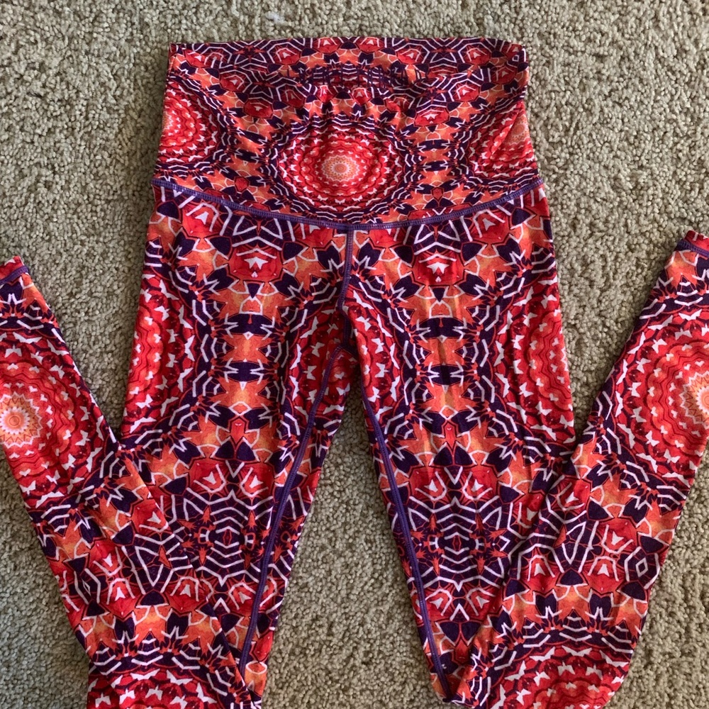 Wolven Threads Leggings